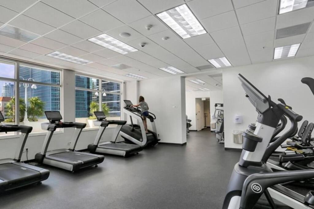 Lovely Condo With City & Ocean Views. Sleep Up To 6 People! Miami Exterior foto